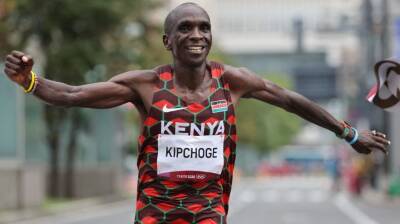 Eliud Kipchoge wins Tokyo Marathon in fourth-fastest time ever