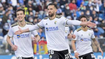 Fernando Torres - El Burgos - CF Fuenlabrada: El Burgos deja en evidencia al Fuenlabrada en "su final" - en.as.com