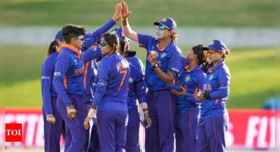 Sachin Tendulkar - Mithali Raj - Javed Miandad - Indian women crush Pakistan by 107 runs, begin World Cup campaign on a high note - timesofindia.indiatimes.com - India - Pakistan