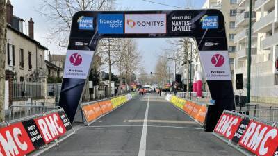 Sam Bennett - París-Niza en directo: etapa 1 en vivo | Mantes-la-Ville - Mantes-la-Ville - en.as.com - county Thomas