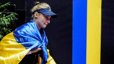 Ukraine's Dayana Yastremska beaten by Zhang Shuai in Lyon Open final - bbc.com - Russia - Ukraine - county Lyon