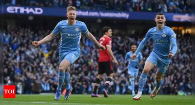 EPL: De Bruyne and Mahrez fire Man City to 4-1 win over Man United