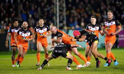 Greg Eden hat-trick give Castleford first win of season against Hull