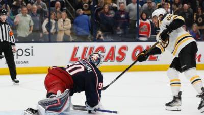 Pastrnak leads Bruins to shootout win over Blue Jackets