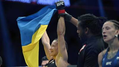 Vladimir Putin - Joe Rogan - Ukrainian fighter Maryna Moroz emotional following win at UFC 272 - foxnews.com - Ukraine - state Nevada