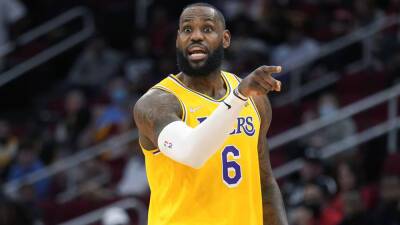Lakers' LeBron James is 'p----- off' he's not mentioned as one of NBA's greatest scorers