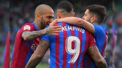 Ferran Torres - Xavi Hernandez - Frenkie De-Jong - Edgar Badia - La Liga: Barcelona Go Third After Scraping Past Elche - sports.ndtv.com -  Memphis