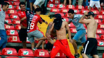 Internacional | Marcos Reina: "Son pandilleros con camisetas de fútbol"