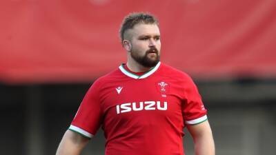 Wales say prop Tomas Francis available to face France after head injury
