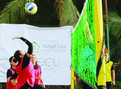Eddie Howe - Bruno Guimaraes - Brazil - Saudi female volleyball players fired up for a future in sports - arabnews.com - Manchester - Brazil - Abu Dhabi - Saudi Arabia -  Jeddah -  Riyadh