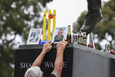 Shane Warne died as he lived, leaving a hurricane of emotions and memories