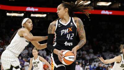 Phoenix Mercury - Brittney Griner - Candace Parker - Brittney Griner's wife thanks fans for support after arrest - foxnews.com - Russia -  Moscow -  Chicago -  Phoenix