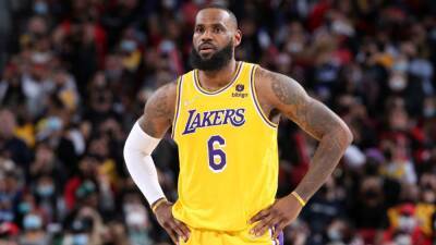 Los Angeles Lakers' LeBron James out Monday with 'significant' knee soreness