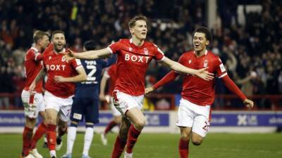 Ryan Yates - Tom Lees - Sam Surridge - El Nottingham Forest remonta y se cita en cuartos con el Liverpool - en.as.com