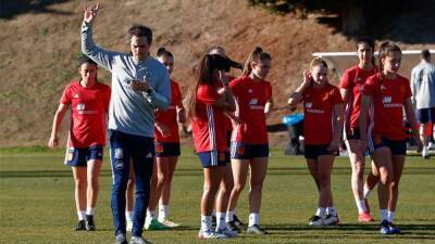 FÚTBOL FEMENINO UEFA aplaza la ronda 2 del Europeo para esperar a Ucrania