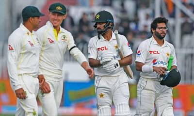 Australian bowlers toil with ball as Pakistan Test peters out into draw