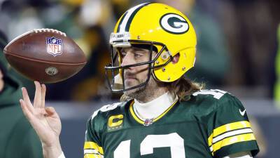 Aaron Rodgers - Aaron Rodgers agrees to massive contract to stay with Packers: report - foxnews.com