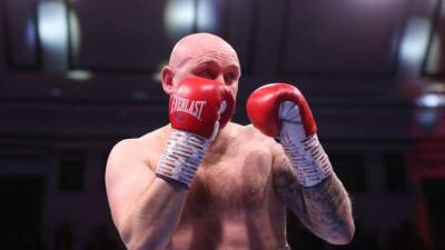 Small Hall Spotlight: 'I love being a professional loser' - meet 151-fight journeyman Lewis van Poetsch - bbc.com - Britain