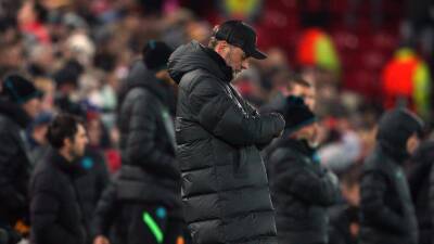 Jurgen Klopp - Mohamed Salah - Alexis Sanchez - Jurgen Klopp frustrated as ‘slapstick’ loss ends year-long unbeaten Anfield run - bt.com -  Sanchez - Liverpool