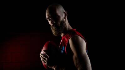 AFL captains unanimously back Brisbane, Melbourne and Western Bulldogs to make finals - abc.net.au - county Oliver - Richmond - county Clayton