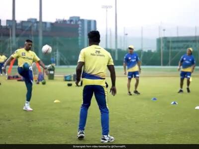 Watch: MS Dhoni, Others Play "Footvolley" During CSK Training Session Ahead Of IPL 2022