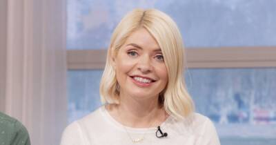 Holly Willoughby - Holly Willoughby gives glimpse inside plush home as she reveals who 'rules the roost' - manchestereveningnews.co.uk