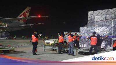 Jelang MotoGP Mandalika, Logistik Pebalap Tiba di Lombok