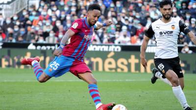 Barcelona and sharp-again Aubameyang in Europa League trophy hunt