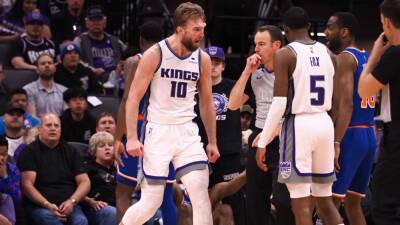Sacramento Kings' Domantas Sabonis suspended one game for confronting, making contact with official Monday night