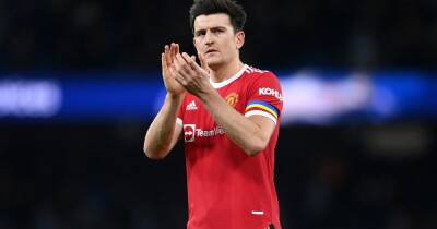 Manchester United told what their players must do to help Harry Maguire return to form
