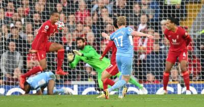 Former Man City midfielder sends Pep Guardiola warning amid Liverpool FC title race