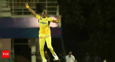 Dwayne Bravo goes past Lasith Malinga to become IPL's highest wicket-taker