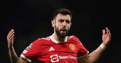 Bruno Fernandes signs new long-term Manchester United contract extension