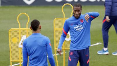 Simeone remodela su medio y sigue la dupla Griezmann-João - en.as.com - Manchester - Argentina