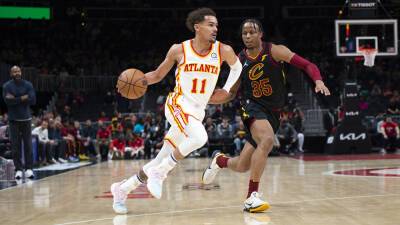 Trae Young leads surging Hawks past struggling Cavaliers