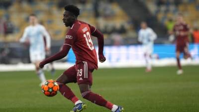 Bayern says Davies should be back for April 12 Champions League QF