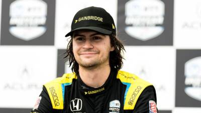 Colton Herta sets track record in winning pole at Long Beach