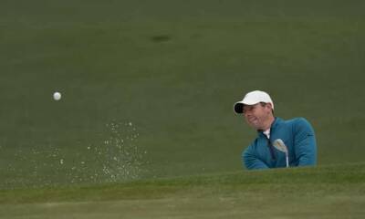 Rory McIlroy treads water trying to keep his Masters dream alive
