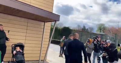 Aston Villa - Khamzat Chimaev outpoints Gilbert Burns in thrilling UFC 273 fight - msn.com - Manchester - Brazil