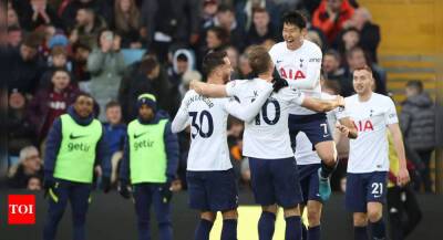 Tottenham Hotspur win as top-four rivals slip up, Chelsea hit six