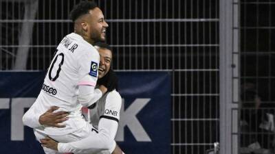 Mbappe, Neymar score hat-tricks as PSG thump Clermont
