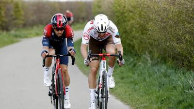 Michal Kwiatkowski wins Amstel Gold ahead of Benoit Cosnefroy after more finish line confusion and drama - eurosport.com