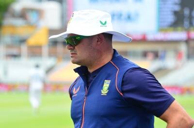 Proteas shrug off loss of bowling guru Langeveldt to Covid and accident: 'Wishing him well'