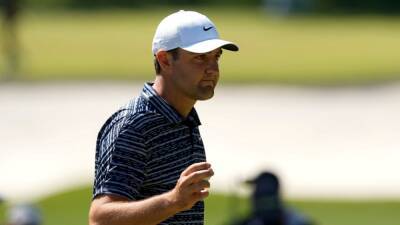 Scottie Scheffler remains on course for his first major win at 86th Masters