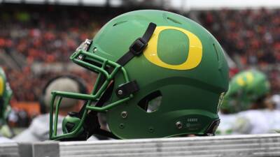 Former Oregon Ducks OL Doug Brenner adds $100M damages claim to lawsuit against NCAA