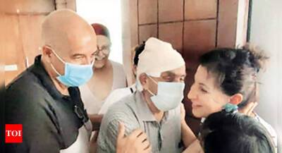 Nari Contractor back home after skull surgery