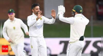 Kyle Verreynne - Mominul Haque - 2nd Test: South Africa spinners wrap up dominating win over Bangladesh on fourth day - timesofindia.indiatimes.com - South Africa - county George - Bangladesh -  Durban