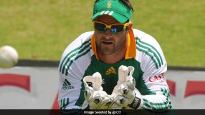 South Africa Head Coach Mark Boucher Admits Off-Field Issues "Tough"
