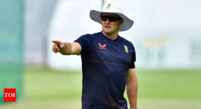 South Africa coach Mark Boucher admits off-field issues 'tough'