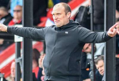 Welling United manager Warren Feeney says club can avoid relegation from National League South
